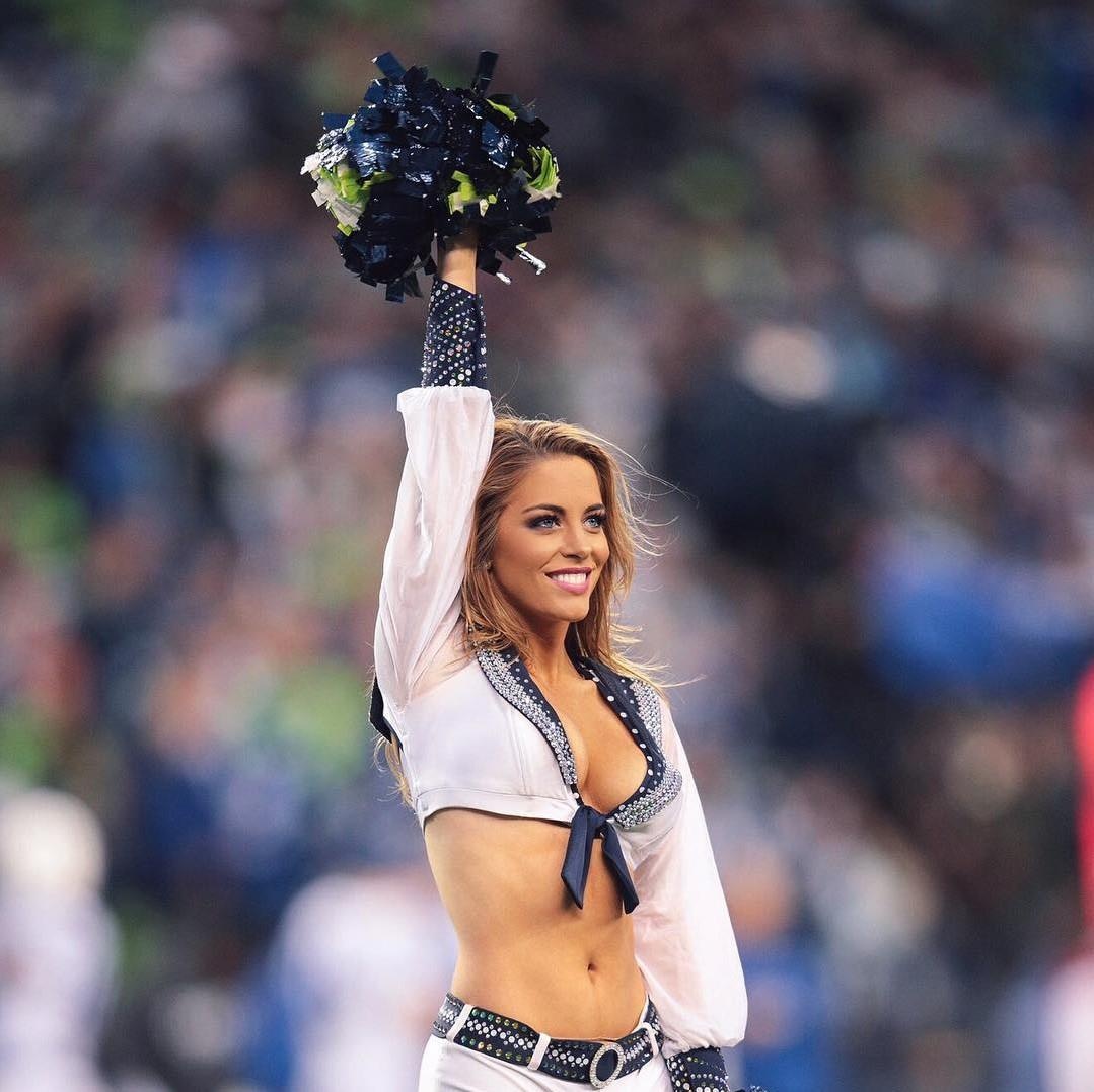 cheerleader nong bong anh 15