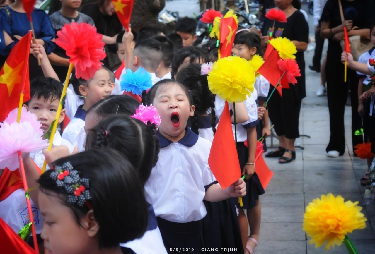 Anh vui ngay khai giang anh 3