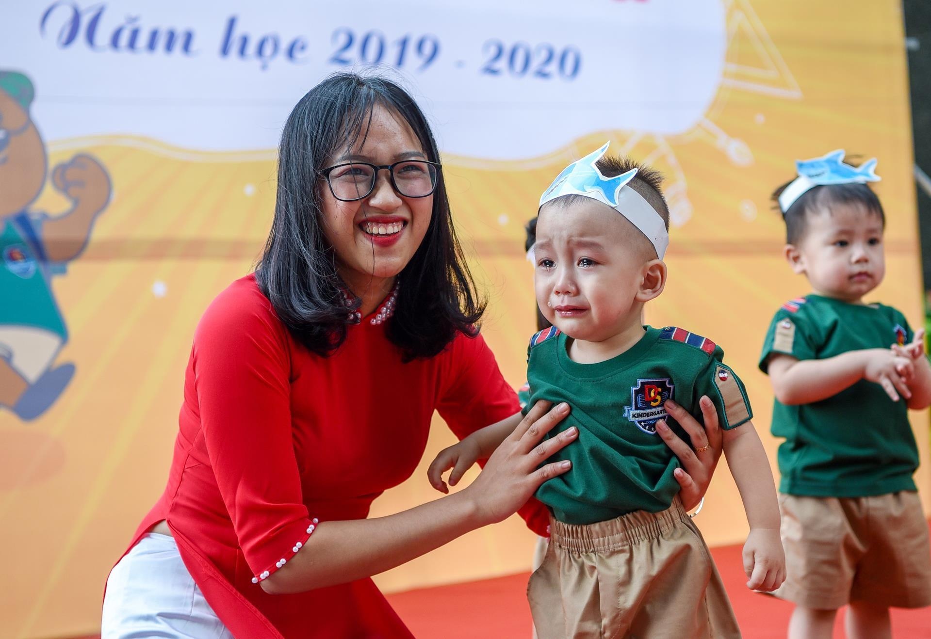 Anh vui ngay khai giang anh 1