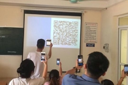điểm danh bằng quét mã QR ảnh 1 diem danh bang quet ma QR anh 1