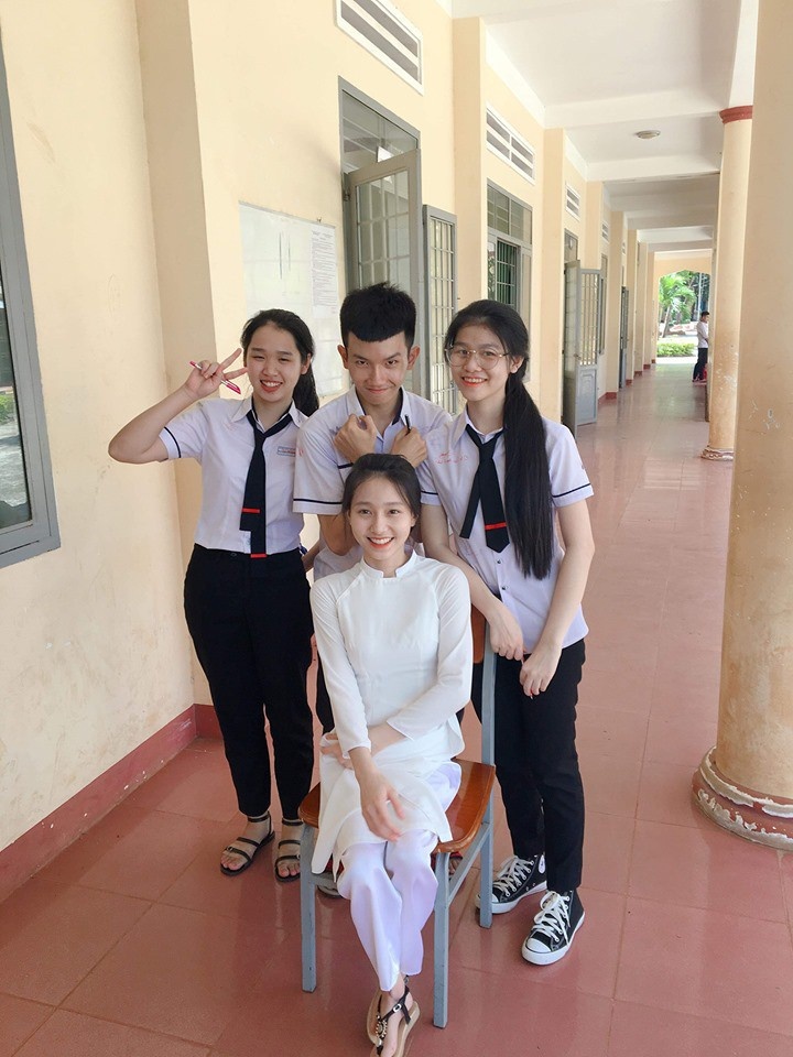 nữ sinh bị liệt hai chân ảnh 4 nu sinh bi liet hai chan anh 4