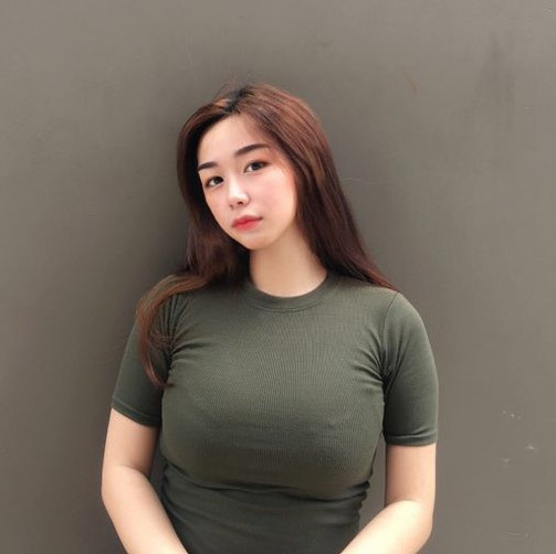 hot girl vong mot khung anh 13