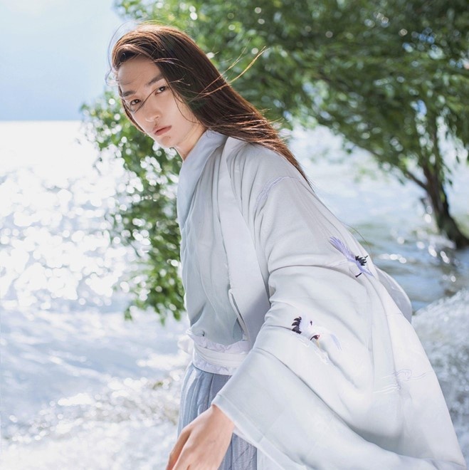 hot boy phi gioi tinh anh 6