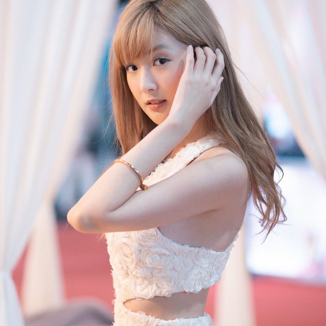 hot girl cover anh 12