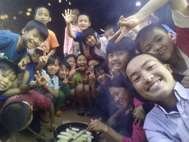 lop hoc mien phi cua thay giao mac ung thu anh 2