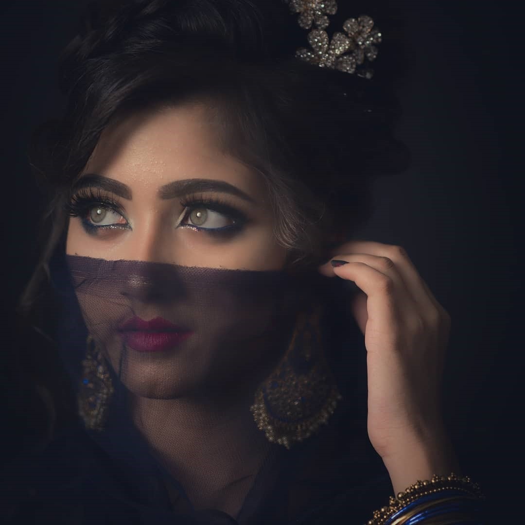 Thieu nu An Do trong le hoi mua xuan anh 5