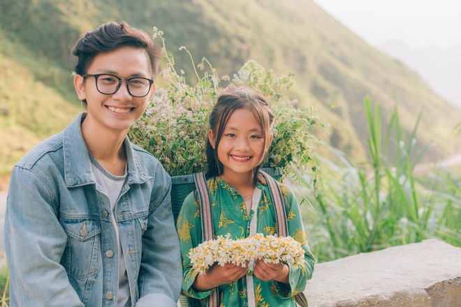 Em gái bán hoa ở Hà Giang ảnh 1 Em gai ban hoa o Ha Giang anh 1