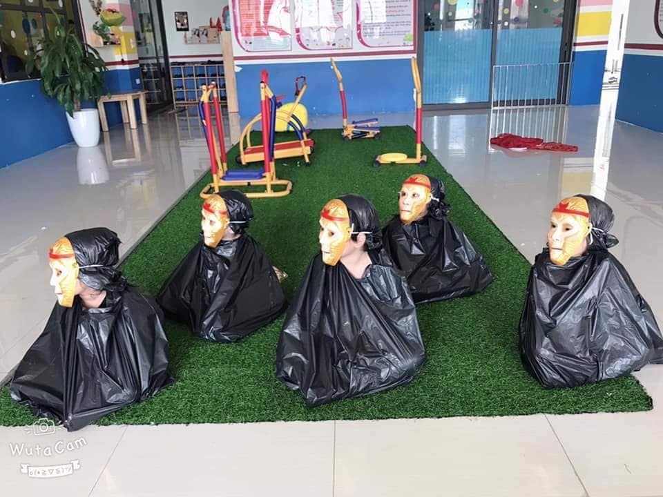 Hoa trang Halloween anh 4