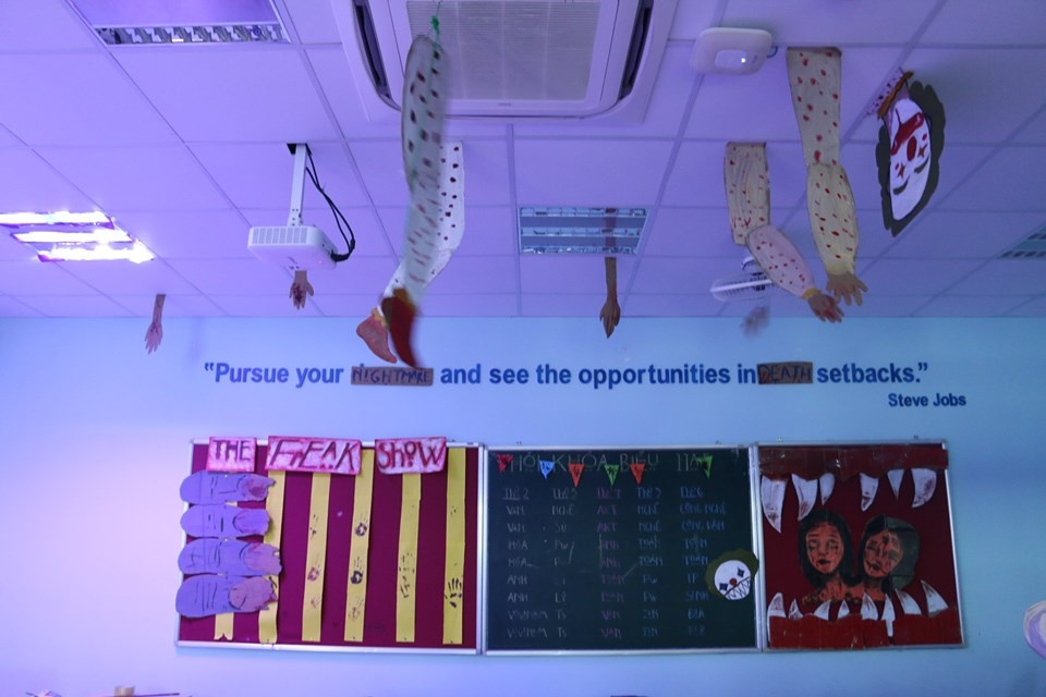 Hoa trang Halloween anh 8