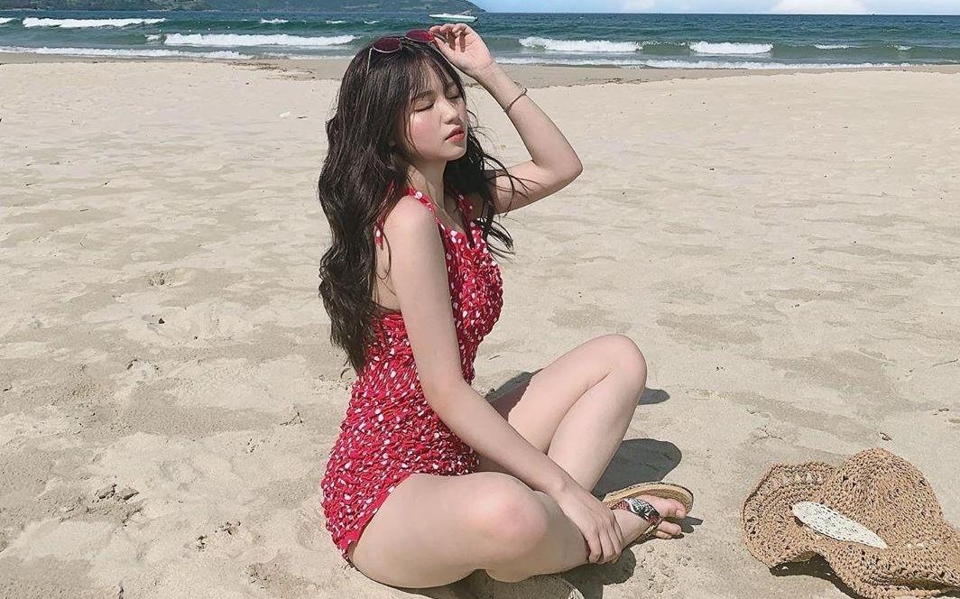 Ban gai tin don Quang Hai va cac hot girl truong Y Duoc hinh anh