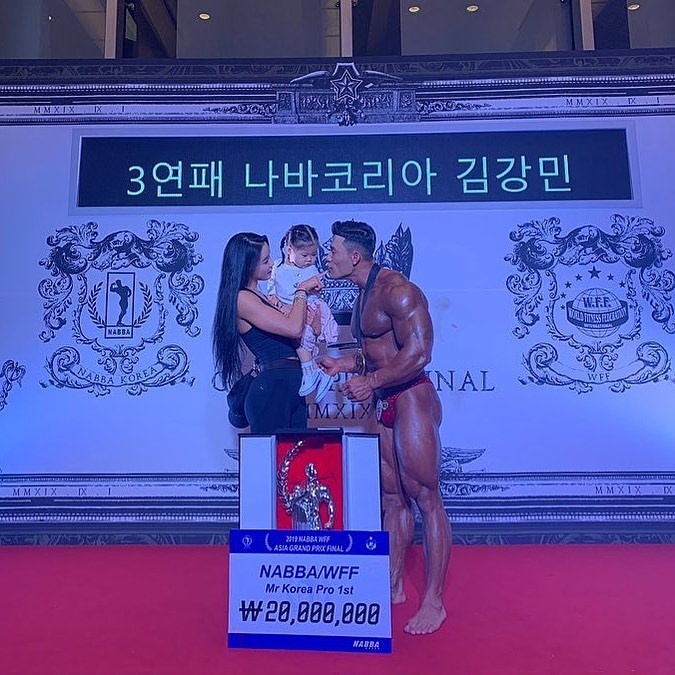 Van dong vien the hinh nong bong anh 10