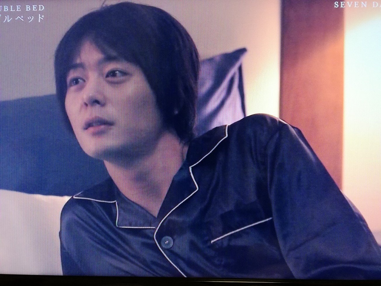 Show cho nguoi noi tieng va fan ngu chung giuong anh 3