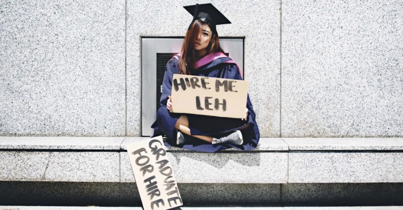 Sinh viên trường tư Singapore thất nghiệp ảnh 1 Sinh vien truong tu Singapore that nghiep anh 1