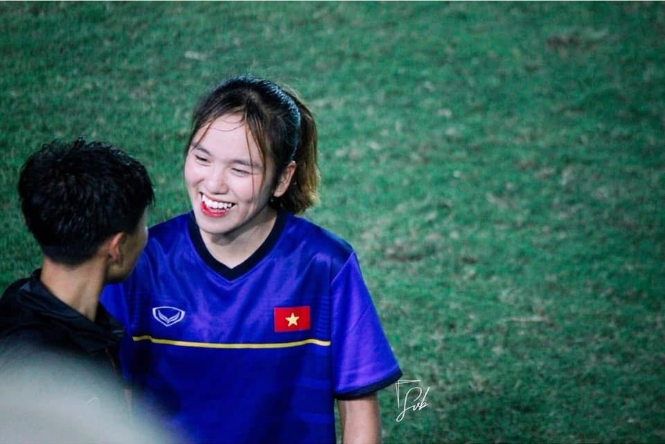 Cau thu U19 nu xinh xan anh 2