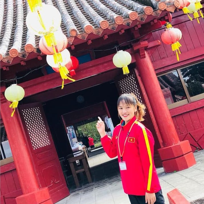 Cau thu U19 nu xinh xan anh 6