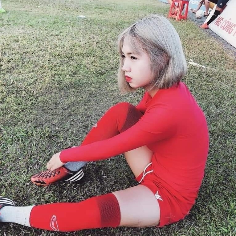 Hot girl cau thu anh 4