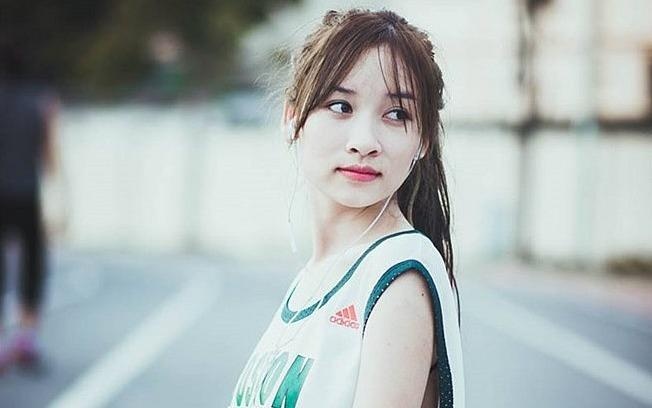 Cac hot girl bong ro quen mat voi dan mang hinh anh