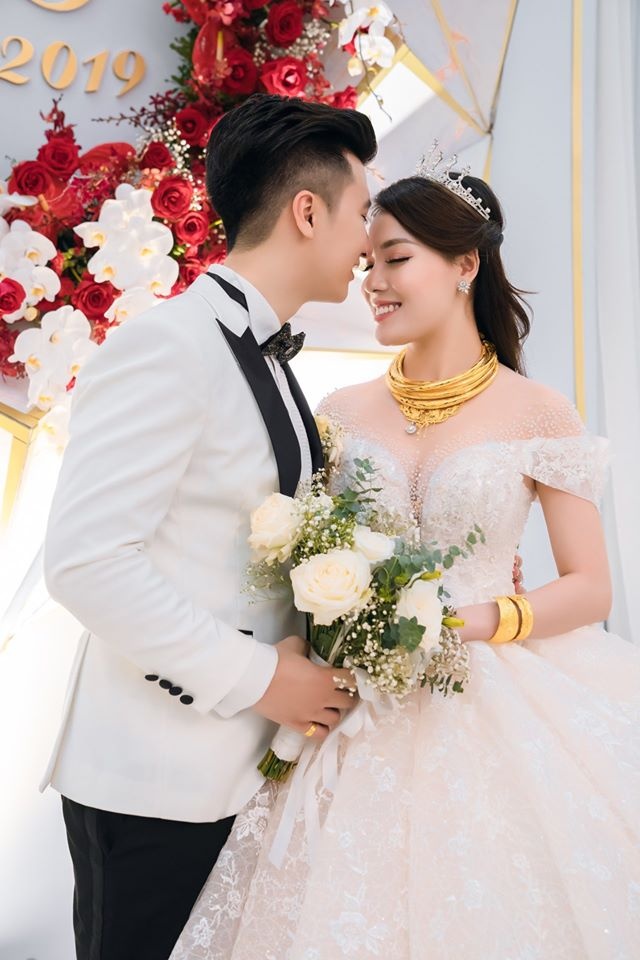 Hot girl co giao anh 7