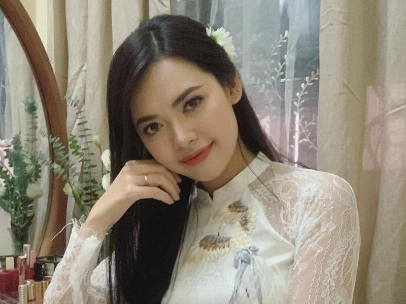 Bui Thanh Hang va nhung co giao hot girl hinh anh