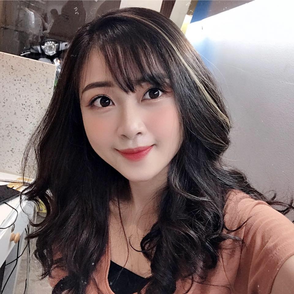 Ban gai Phan Van Duc anh 4