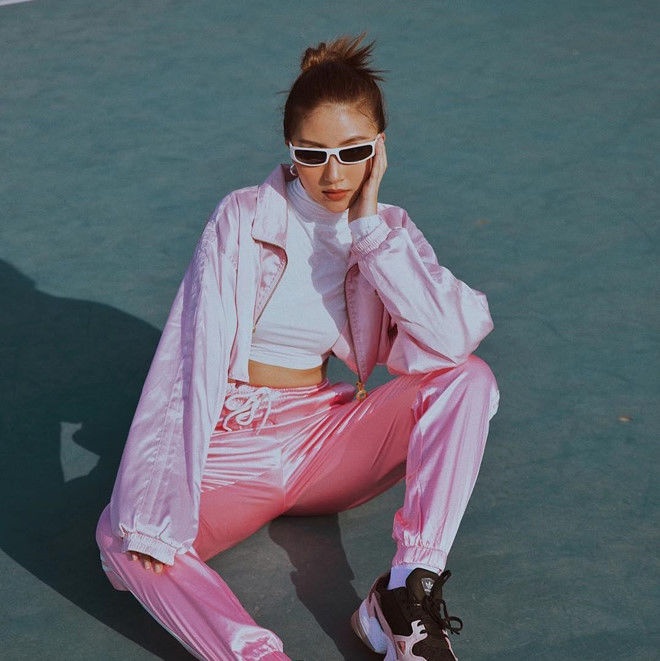 hot girl khoe anh nhan ngay nha giao anh 2