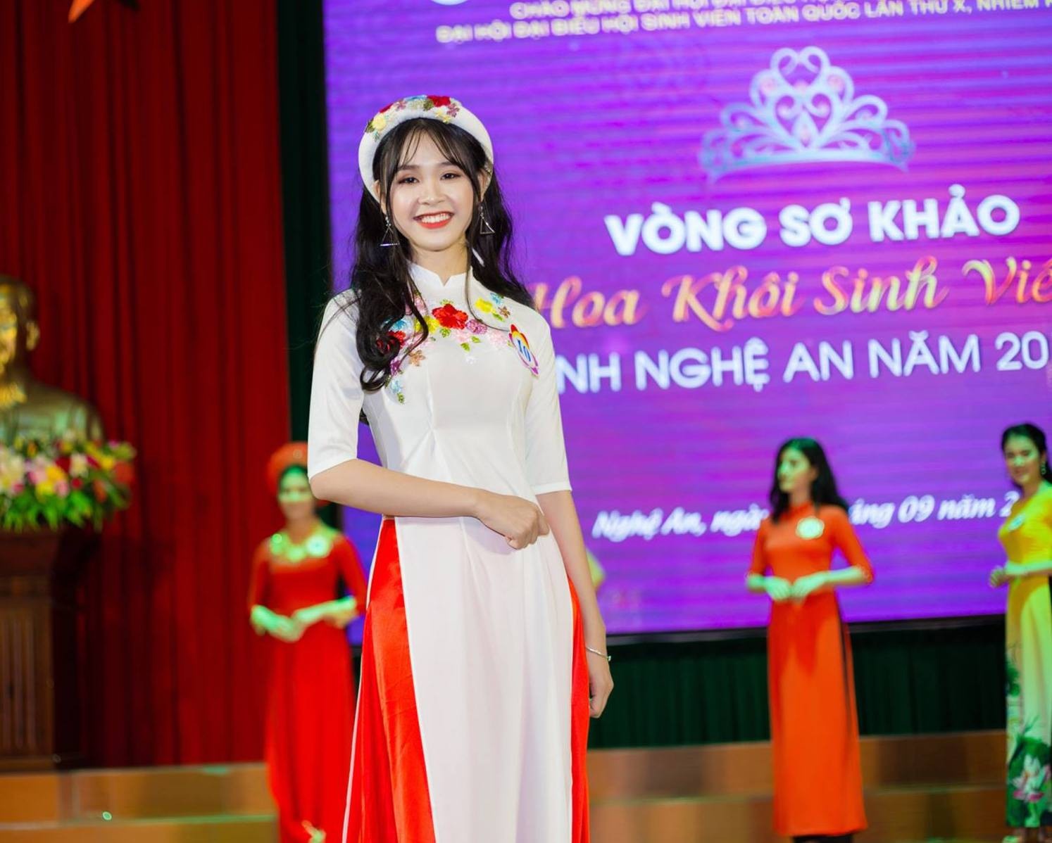 Hoa khoi dai hoc anh 9