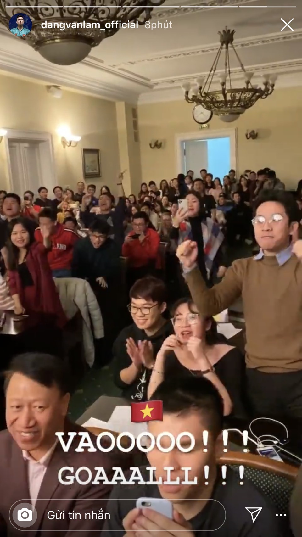 Duc Huy doi mac ao ngu di bao anh 5