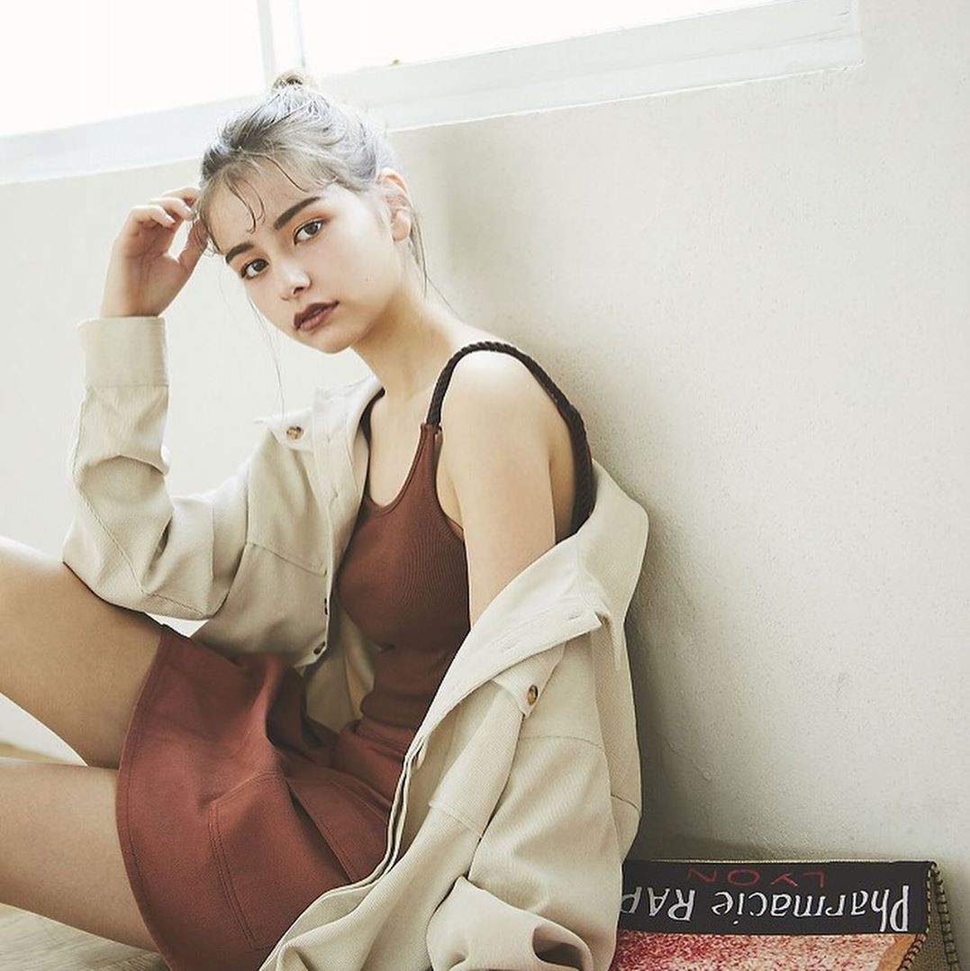 Hot girl lai 5 dong mau anh 9