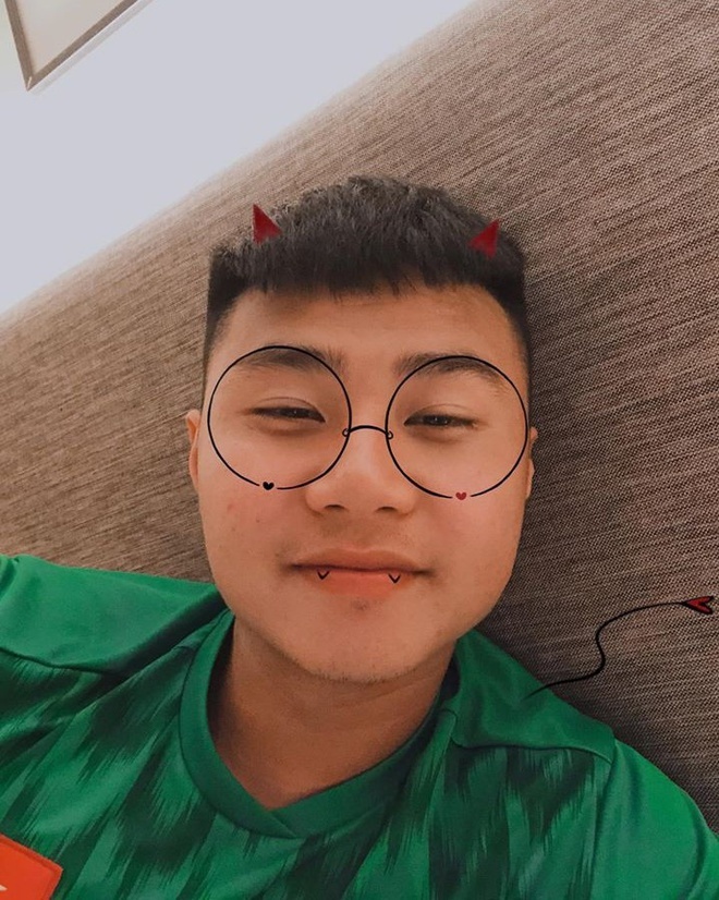 ban gai Van Toan anh 2