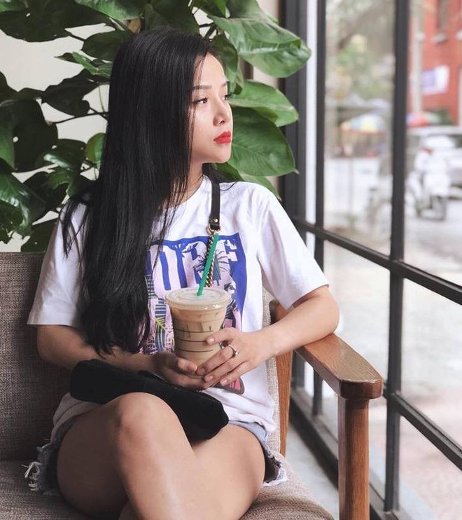 Ban gai cau thu anh 12