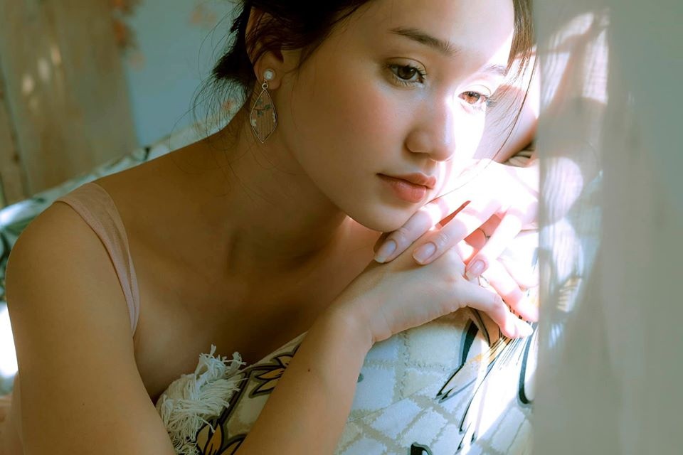 Dien vien Mat biec ngay be anh 2