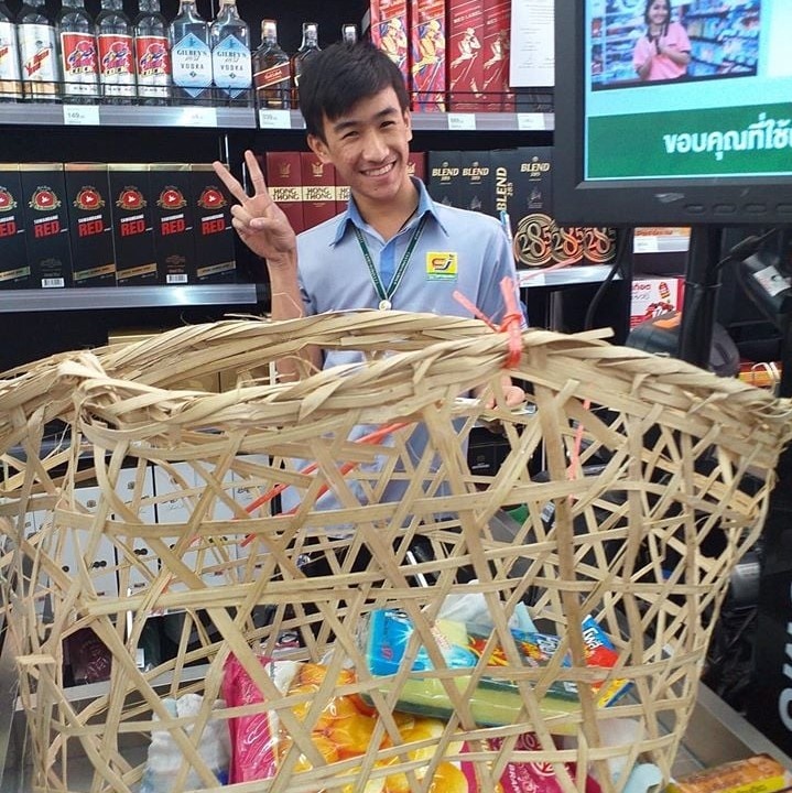 Thai Lan cam tui nylon anh 4