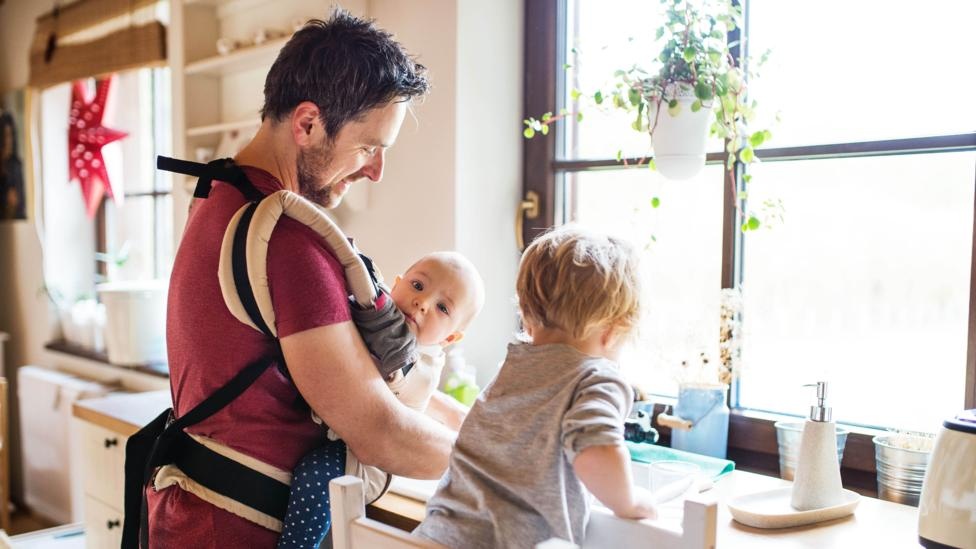 cho nhan vien nghi thu 4 anh 3