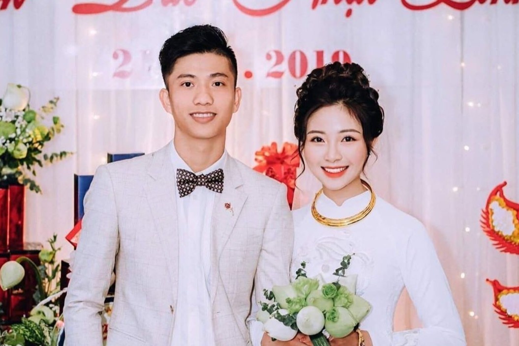 Vo Van Duc, Duy Manh deu phai doi dap voi dan mang sau ngay vui hinh anh