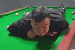 Bat ngo noi tieng chi vi an gian khi choi billiards hinh anh