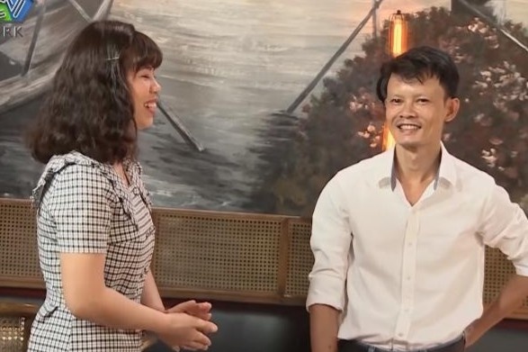 Chang trai tu choi thuc hien thu thach van tan do nu quan y hinh anh