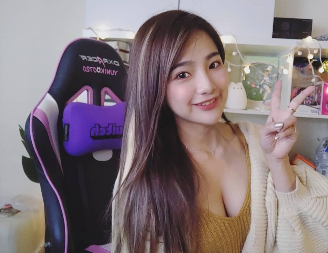 streamer nóng bỏng ảnh 1 streamer nong bong anh 1