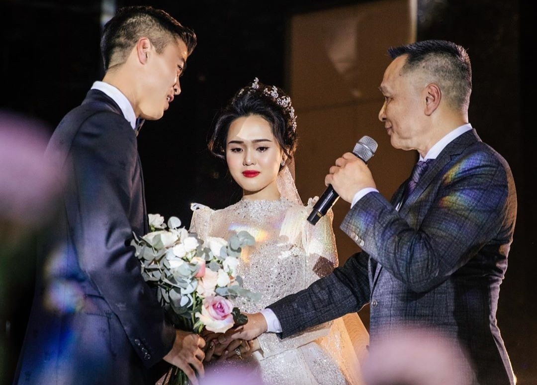 Quynh Anh chia se ve nguoi cha dai gia: 'Binh thuong bo it noi lam' hinh anh