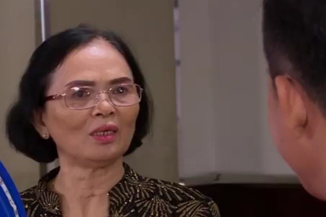 Khong the nhu co gai 35 tuoi chua yeu ai, la cay bonsai de me cat tia hinh anh