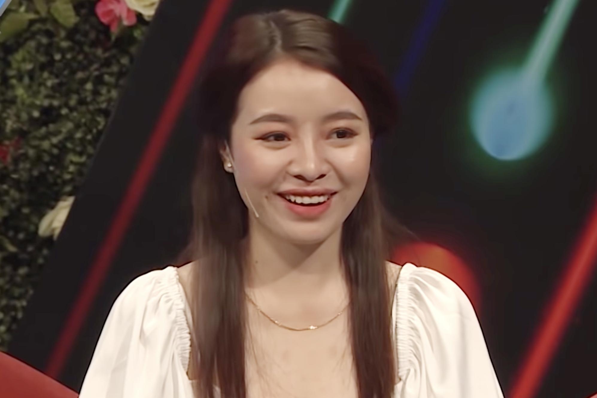 Co y ta khien ban hen ho 'chet tu anh nhin dau tien' hinh anh