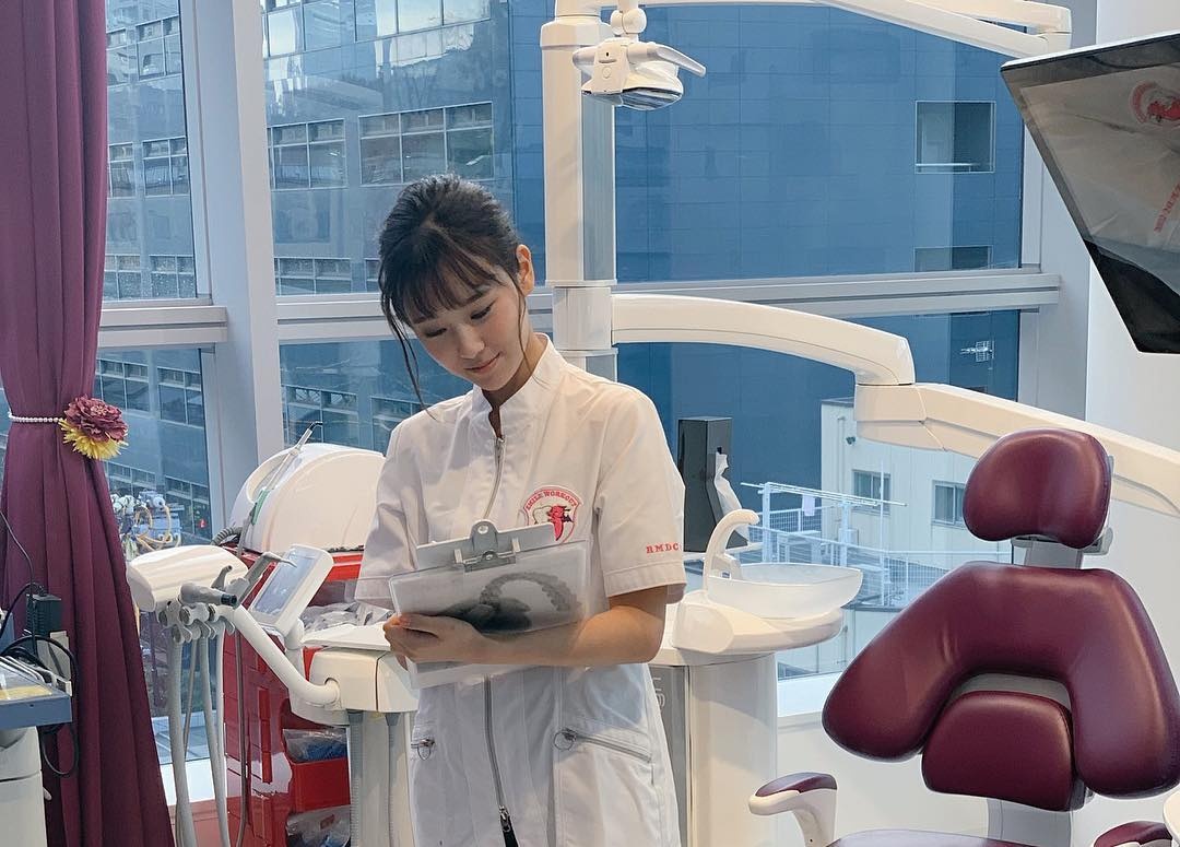 Nha si goi cam anh 1