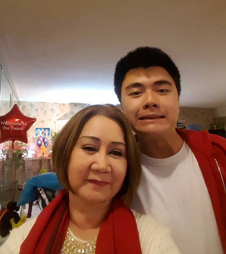 Em trai Xuan Mai anh 7