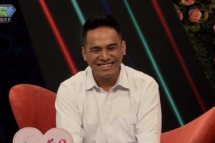 Chang trai tro tai doc rap, tan do ban gai ngay lan dau gap mat hinh anh