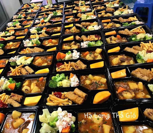 bua an trong khu cach ly anh 8