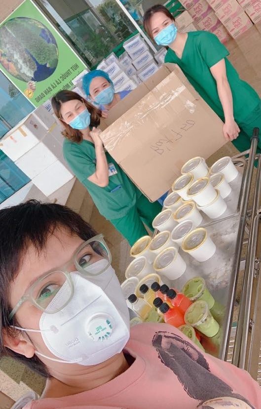 ung ho chong dich anh 5