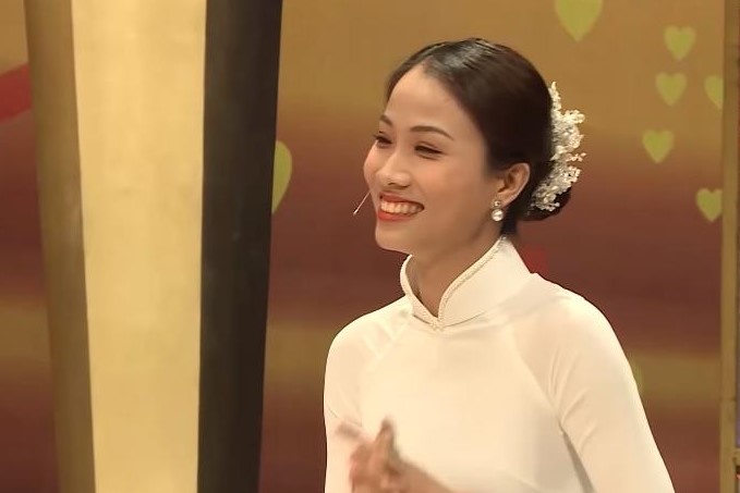 Vo chong cung tron vi ngan cam, bi gia dinh goi cong an den bat ve hinh anh