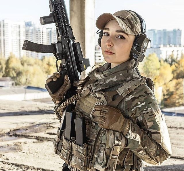 Elena Deligioz anh 1