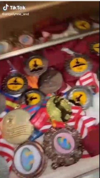 Hot girl hoc gioi anh 3