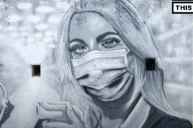 Buc hoa graffiti y bac si deo khau trang hinh anh