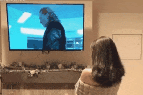 Dan mang che phim, long tieng MV nhung ngay o nha tranh dich hinh anh